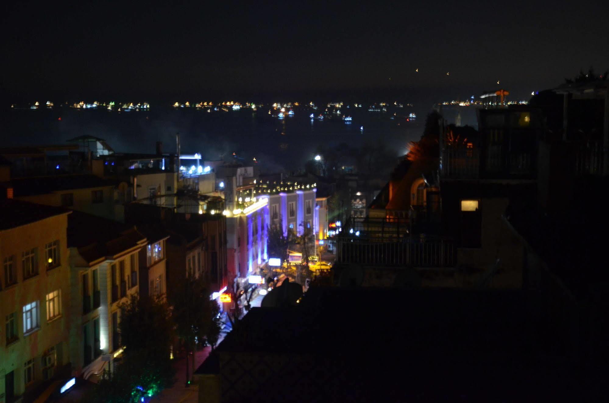 Sarnic Premier Hotel Istanbul Bagian luar foto